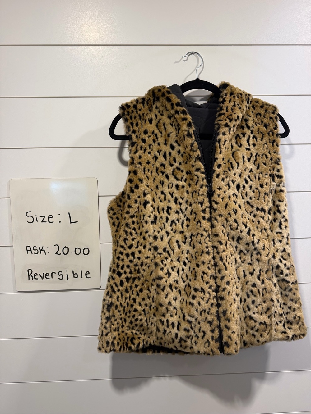 Reversible Faux Fur Leopard Vest - Taupe/Black